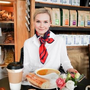 Meet your Posher, Sofia